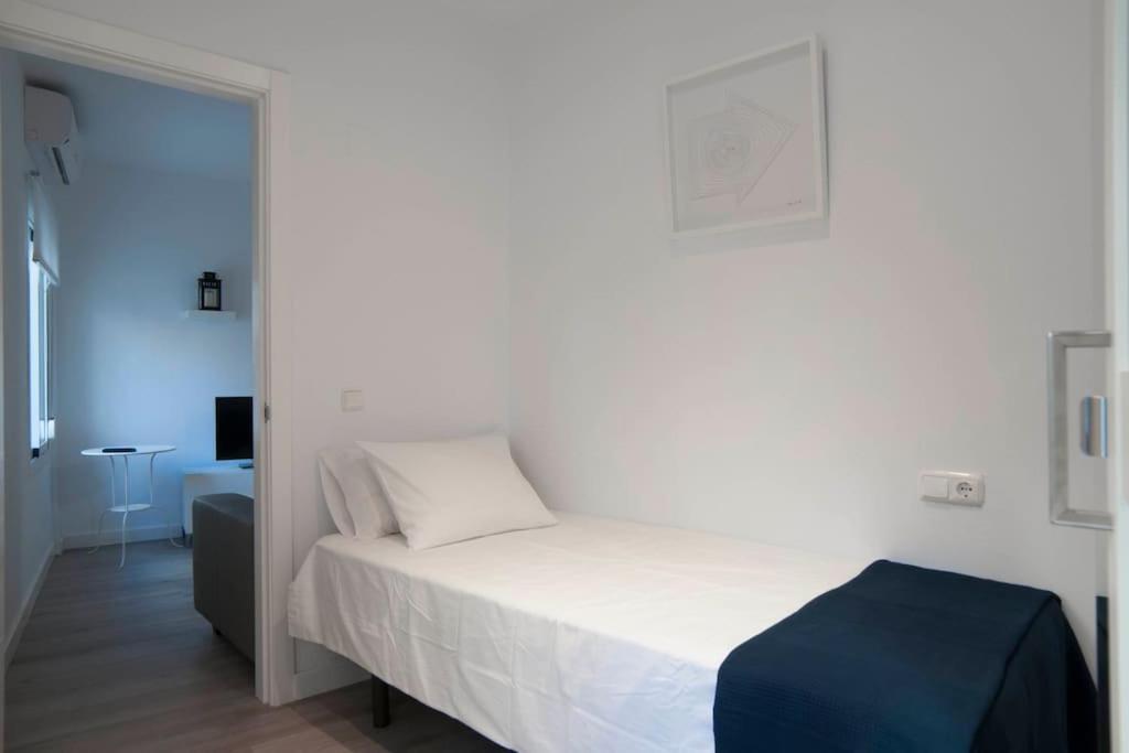 Moderno Apartamento En Plaza Merced Málaga Dış mekan fotoğraf