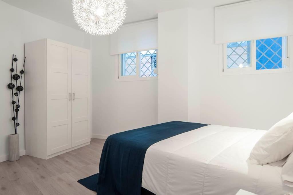 Moderno Apartamento En Plaza Merced Málaga Dış mekan fotoğraf