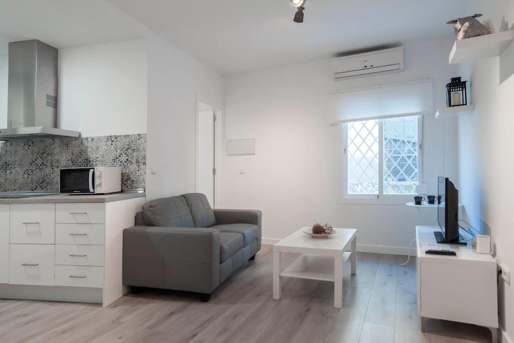 Moderno Apartamento En Plaza Merced Málaga Dış mekan fotoğraf